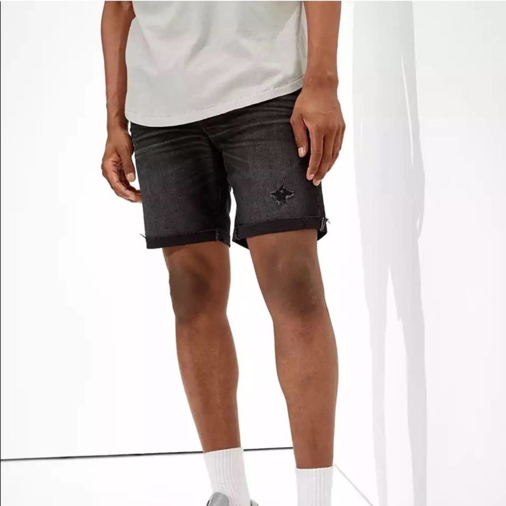 AMERICAN EAGLE AirFlex Move-Free Athletic Fit Jean Shorts Sz 36